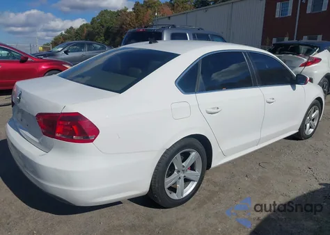 2013 Volkswagen Passat 2.5L Se from USA, damaged, VIN 1VWBP7A35DC047645